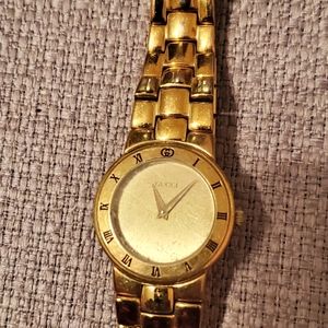 Gucci vintage watch